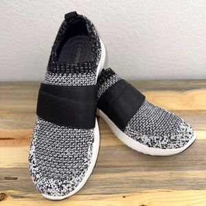 Aetrex Allie Slip On Sneaker Black White Size 7
